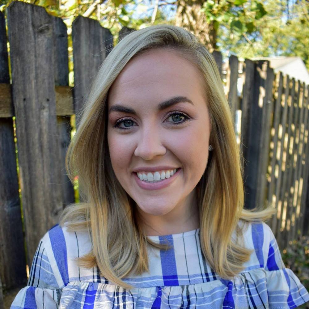 Meet your Posher, Victoria